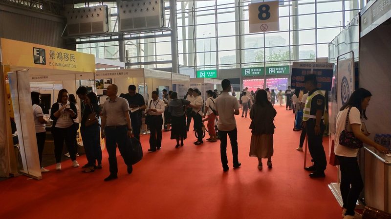 户外标识牌：如何选择合适的“门面”**